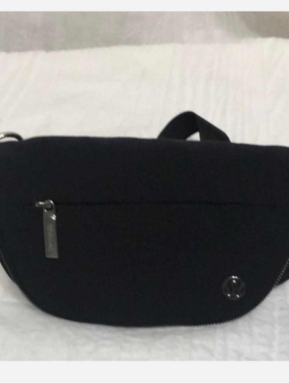 Classic Black Crossbody Bag - Sleek Everyday Carry